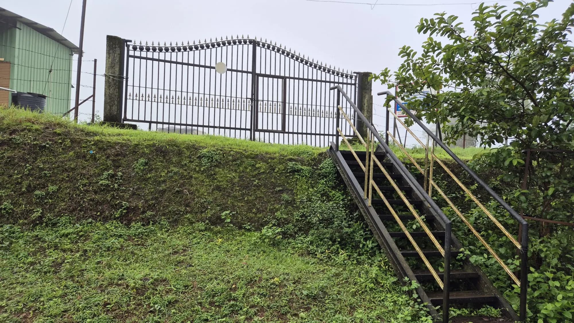 Steel Gates & Grills